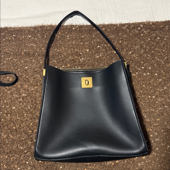 Zara Handbags - Zara City Bag